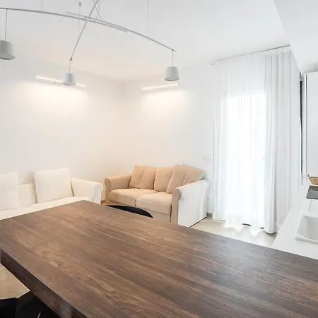Bados Mare Apartment Olbia